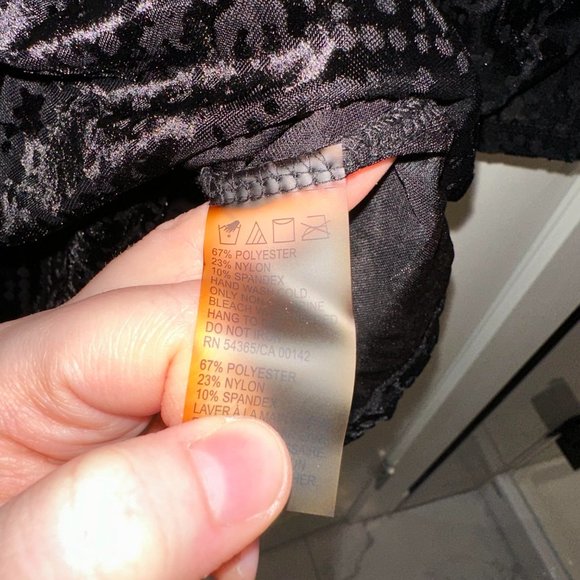 Allison Daley Black Velvet Paisley Top - Picture 5 of 5